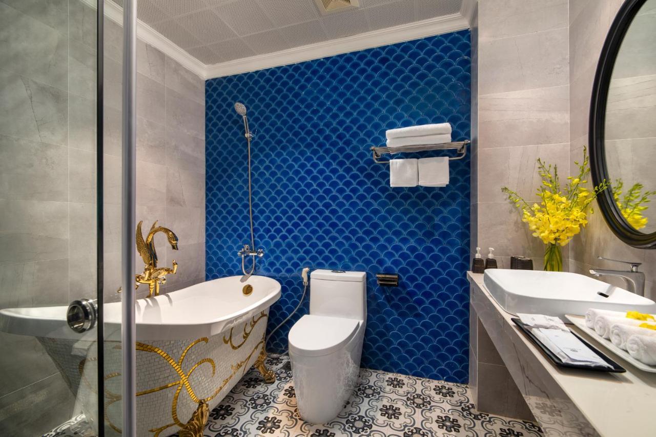 Suite Gia Đình Nhìn Ra Quang Cảnh Thanh Bình