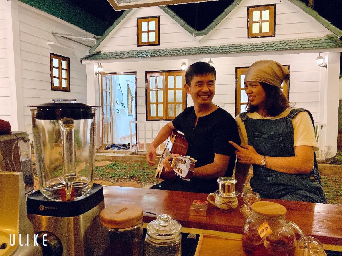 Phòng 4 người nhìn ra vườn