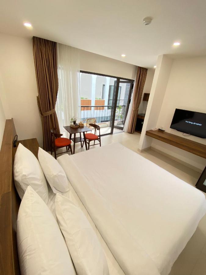 Studio - Lệch tầng