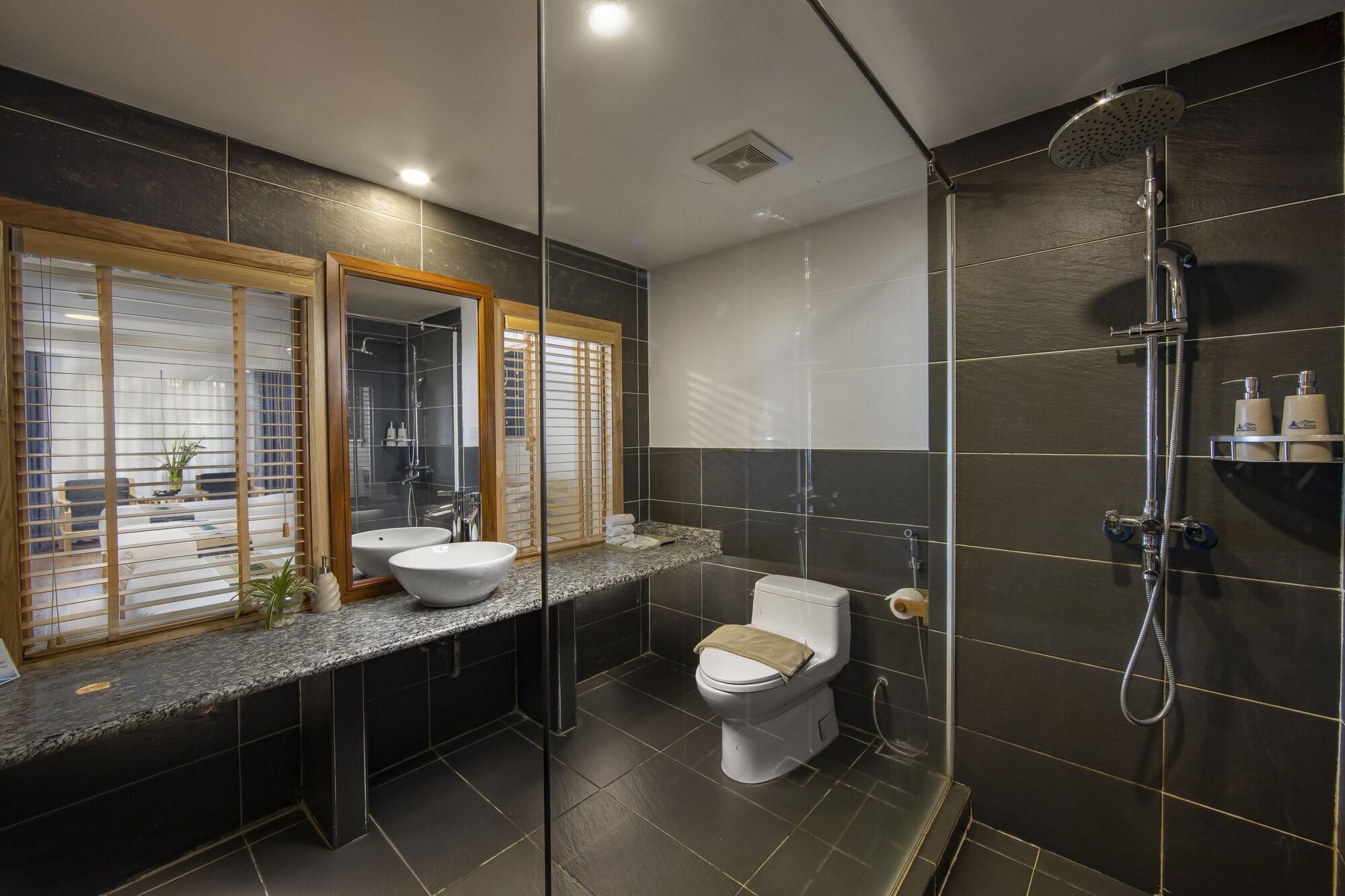 Phòng Deluxe 3 Người (3 Giường Đơn)