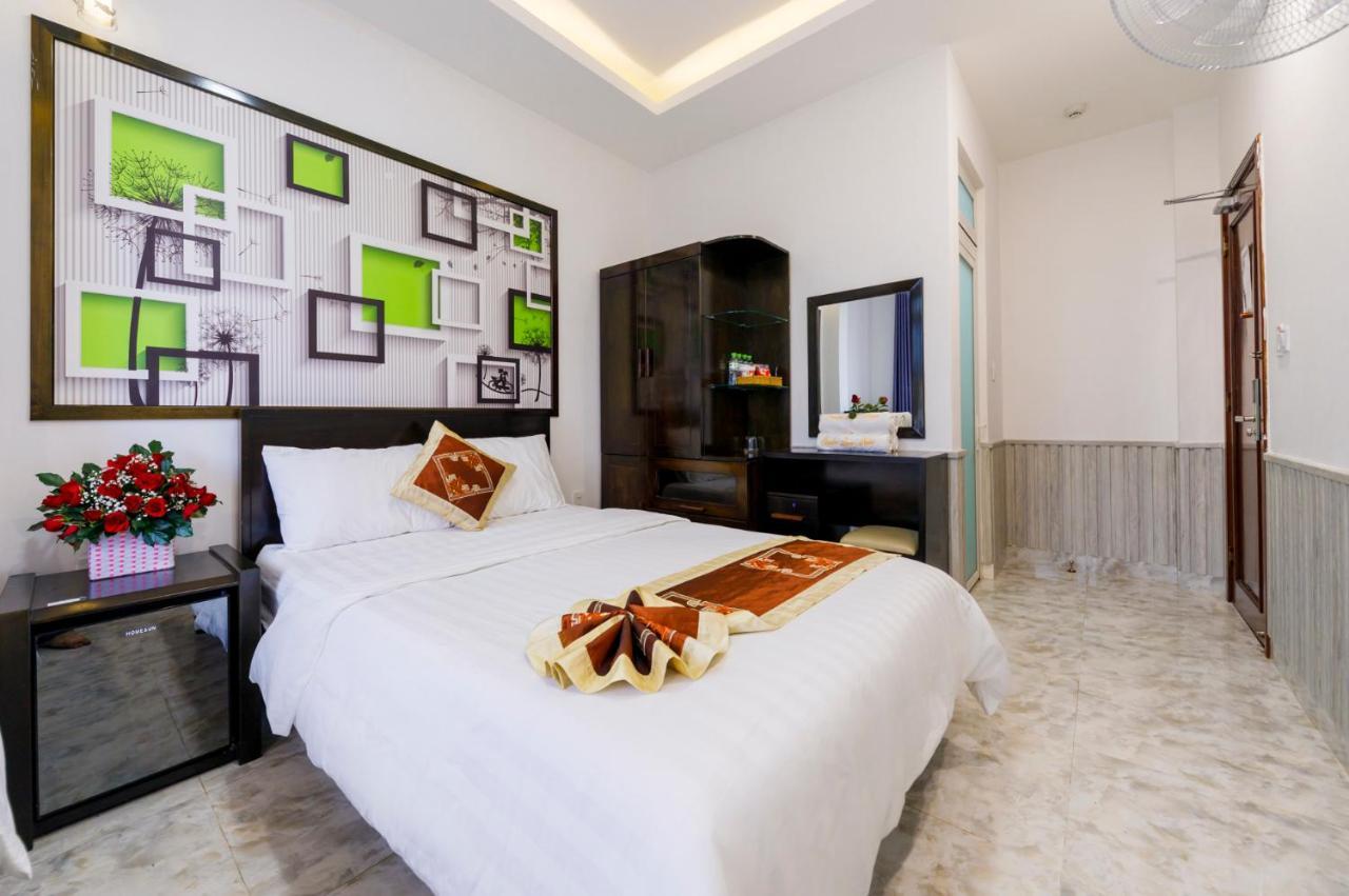 Phòng Có Giường Cỡ Queen Với Ban Công