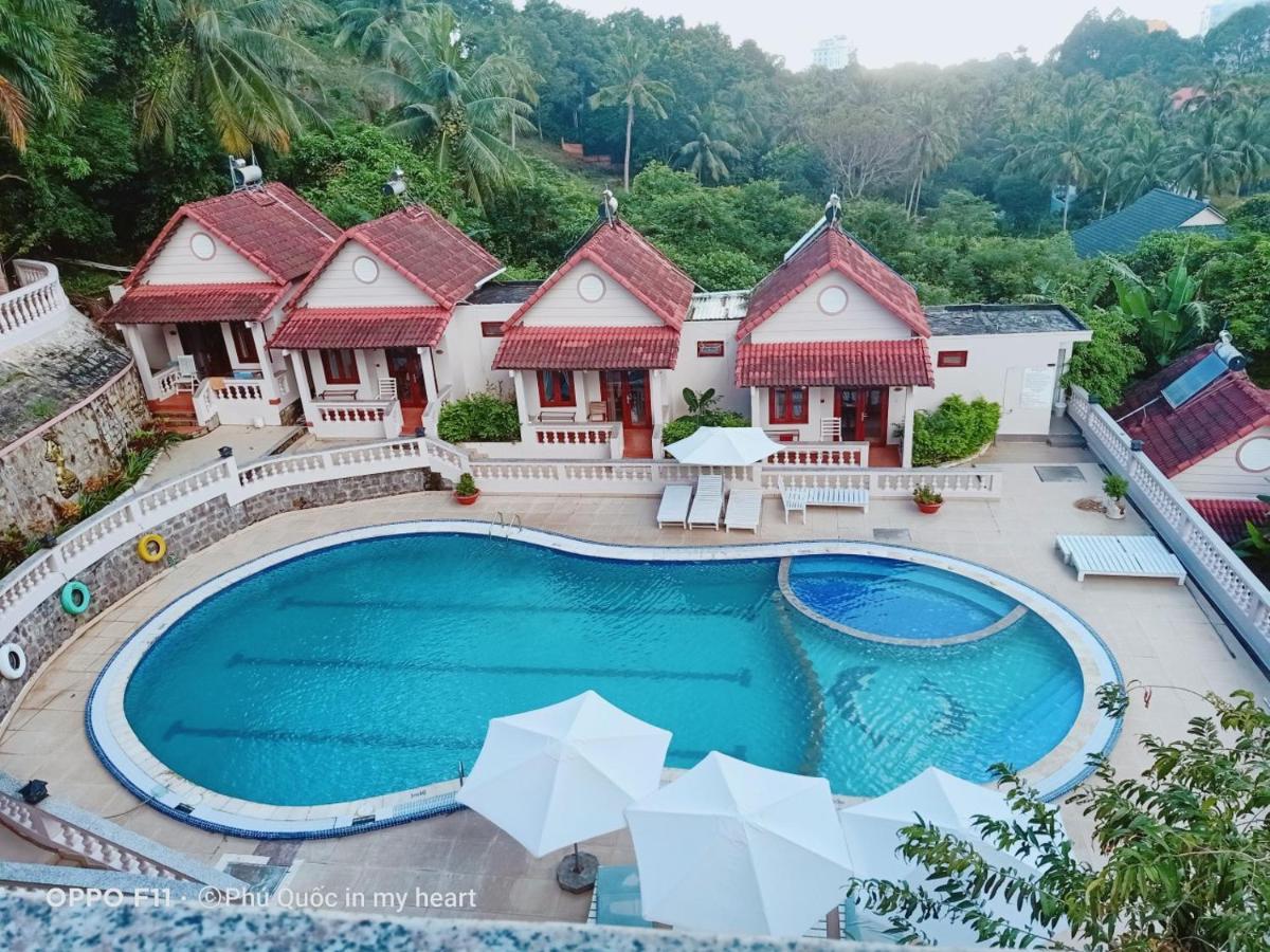 Bungalow Water Front