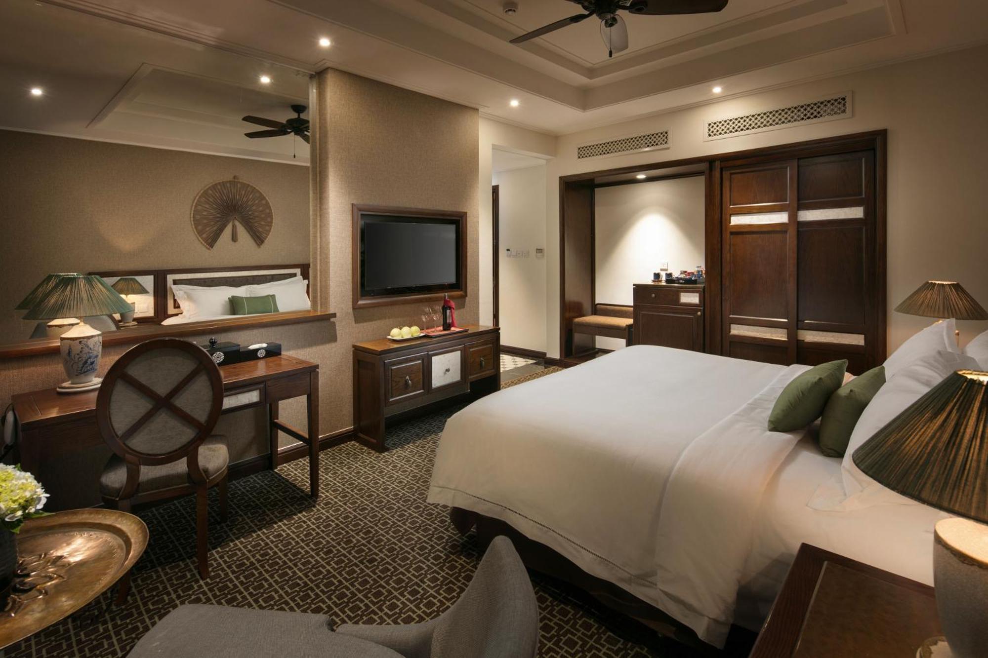 Executive Room