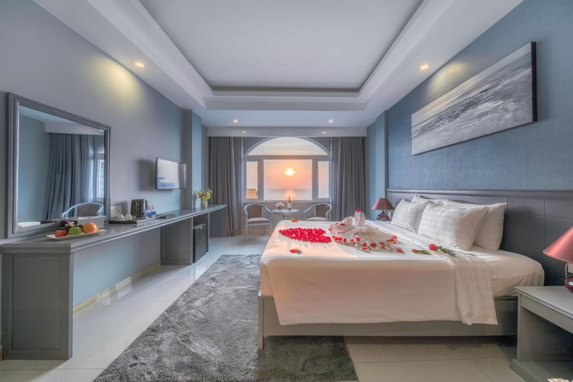 Phòng Deluxe Giường Đôi Nhìn Ra Biển