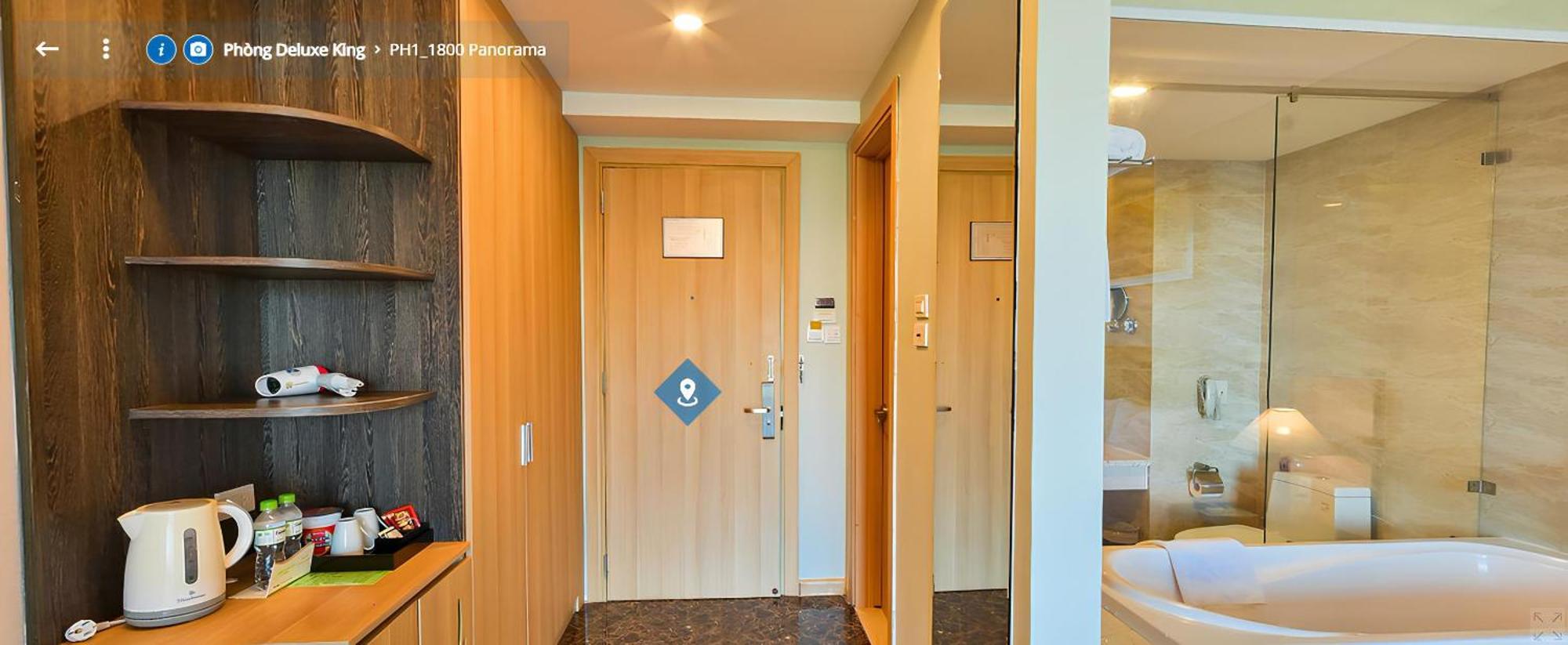 Phòng Deluxe Có Giường Cỡ King Và Ban Công
