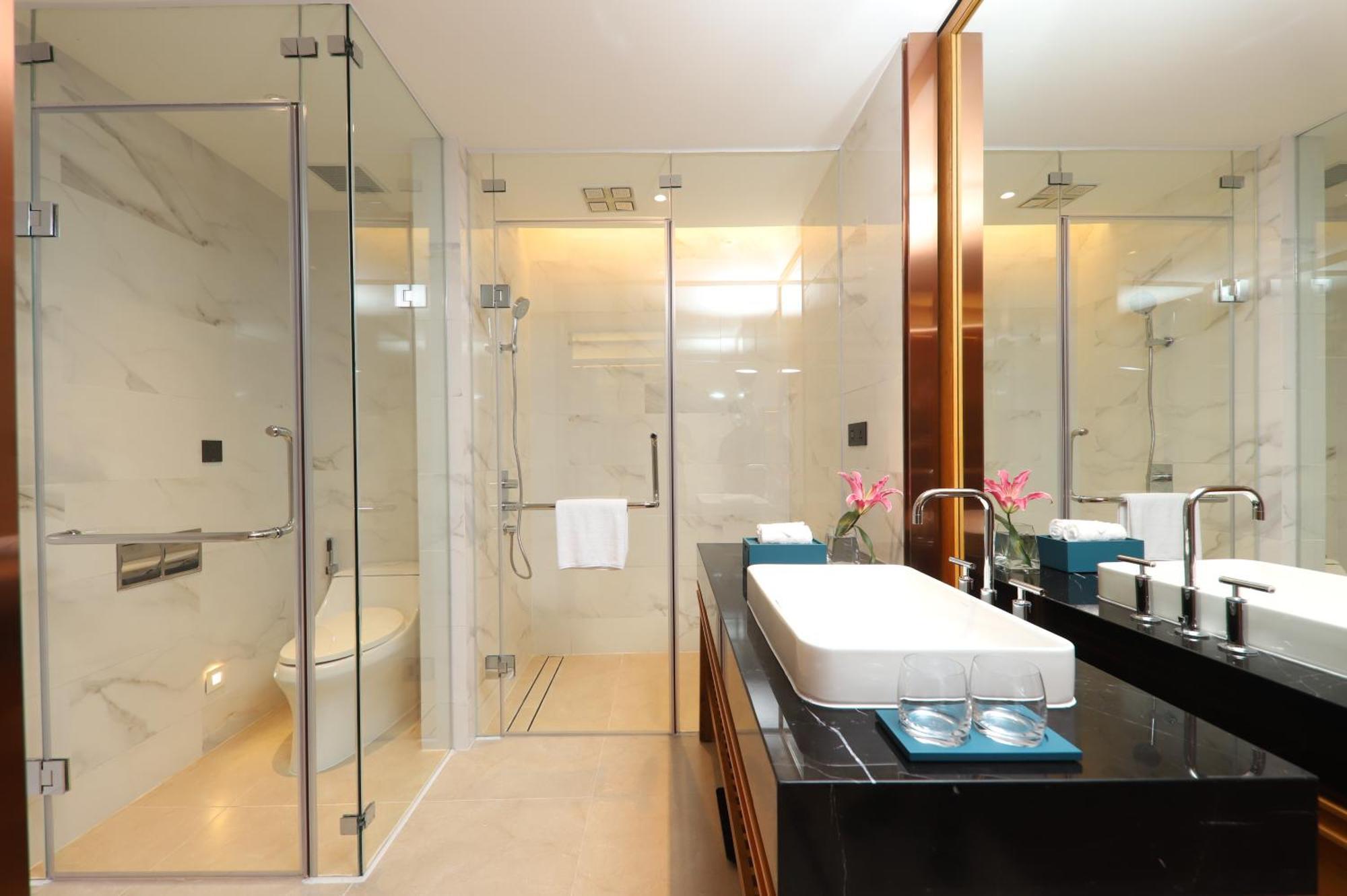 ​Phòng 2 Giường Đơn Premium Hướng Vịnh