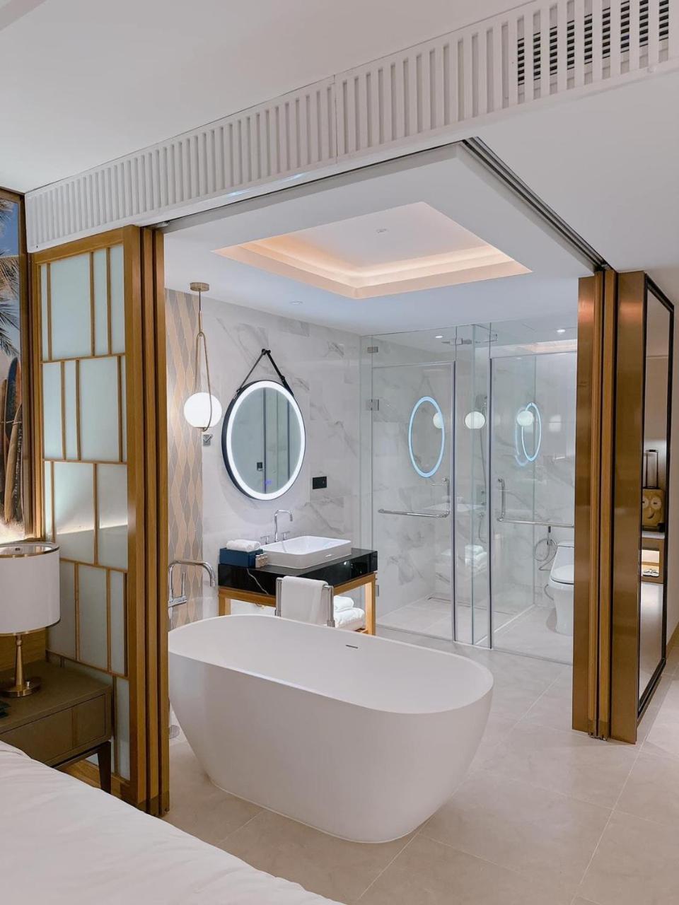 ​Phòng 2 Giường Đơn Premium Hướng Biển