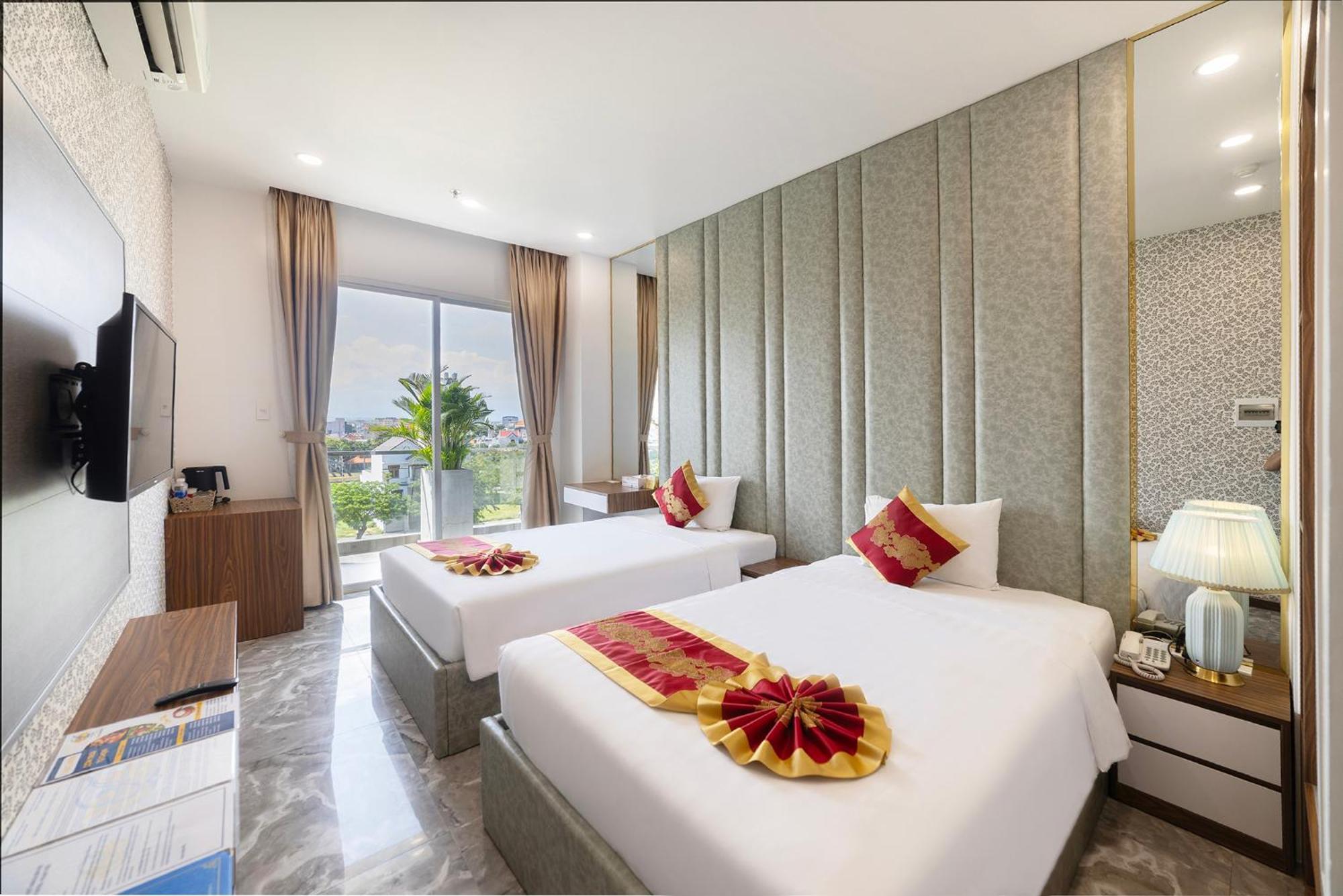 Phòng 2 giường đơn có ban công