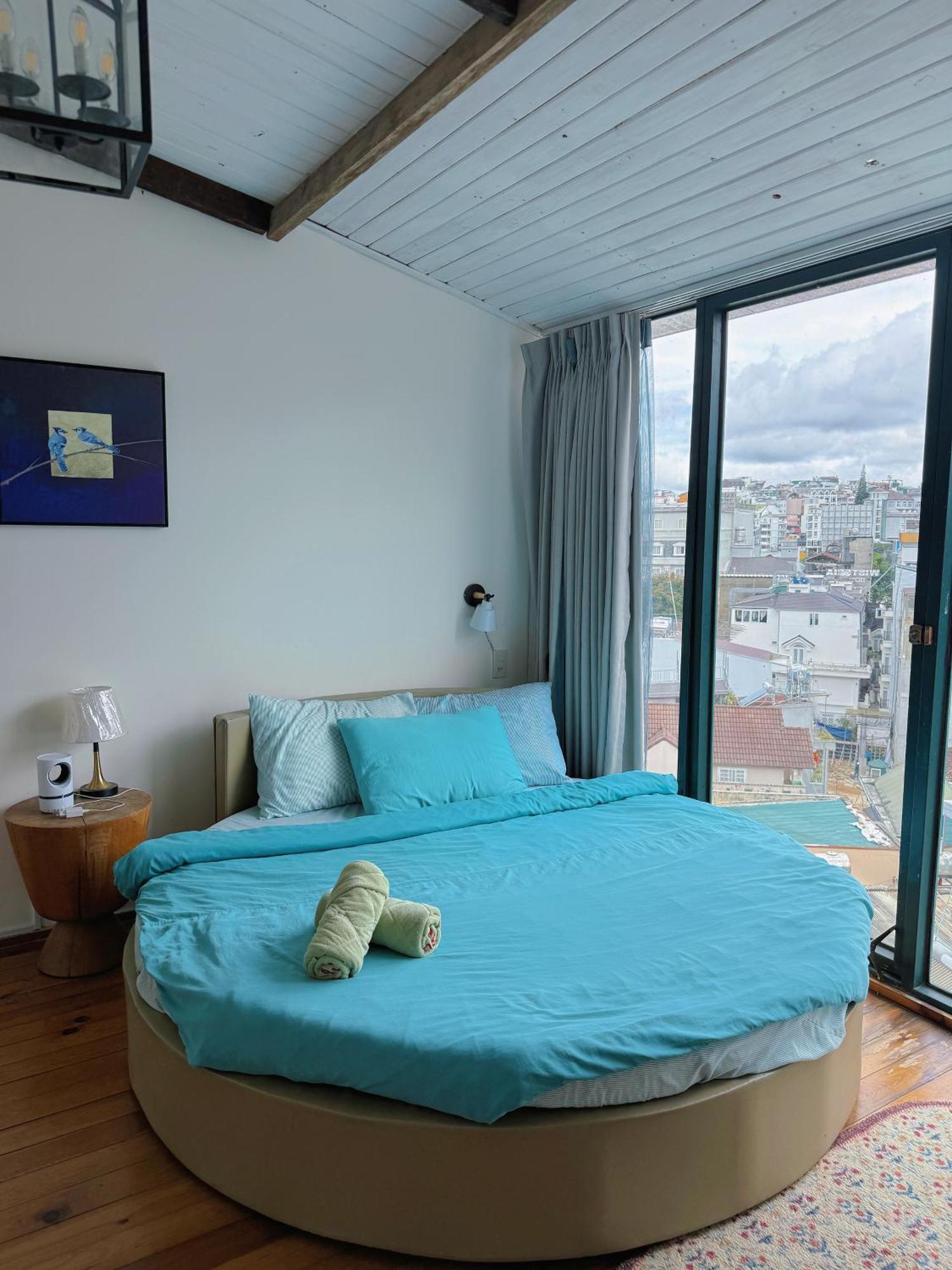 Phòng Giường Đôi Có Phòng Tắm Riêng