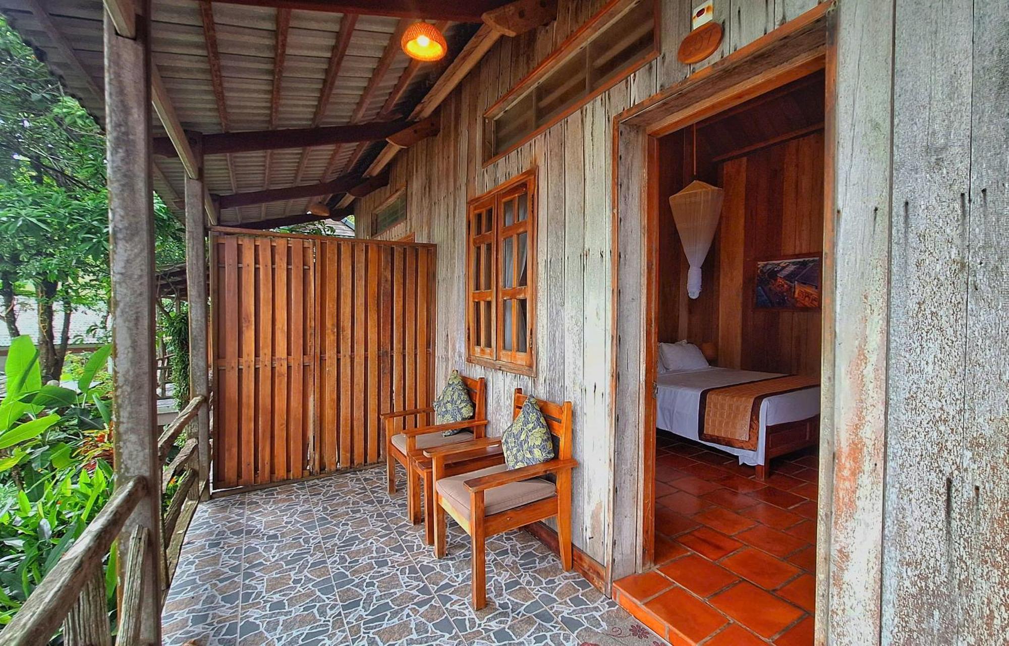 Deluxe Bungalow with Sea View