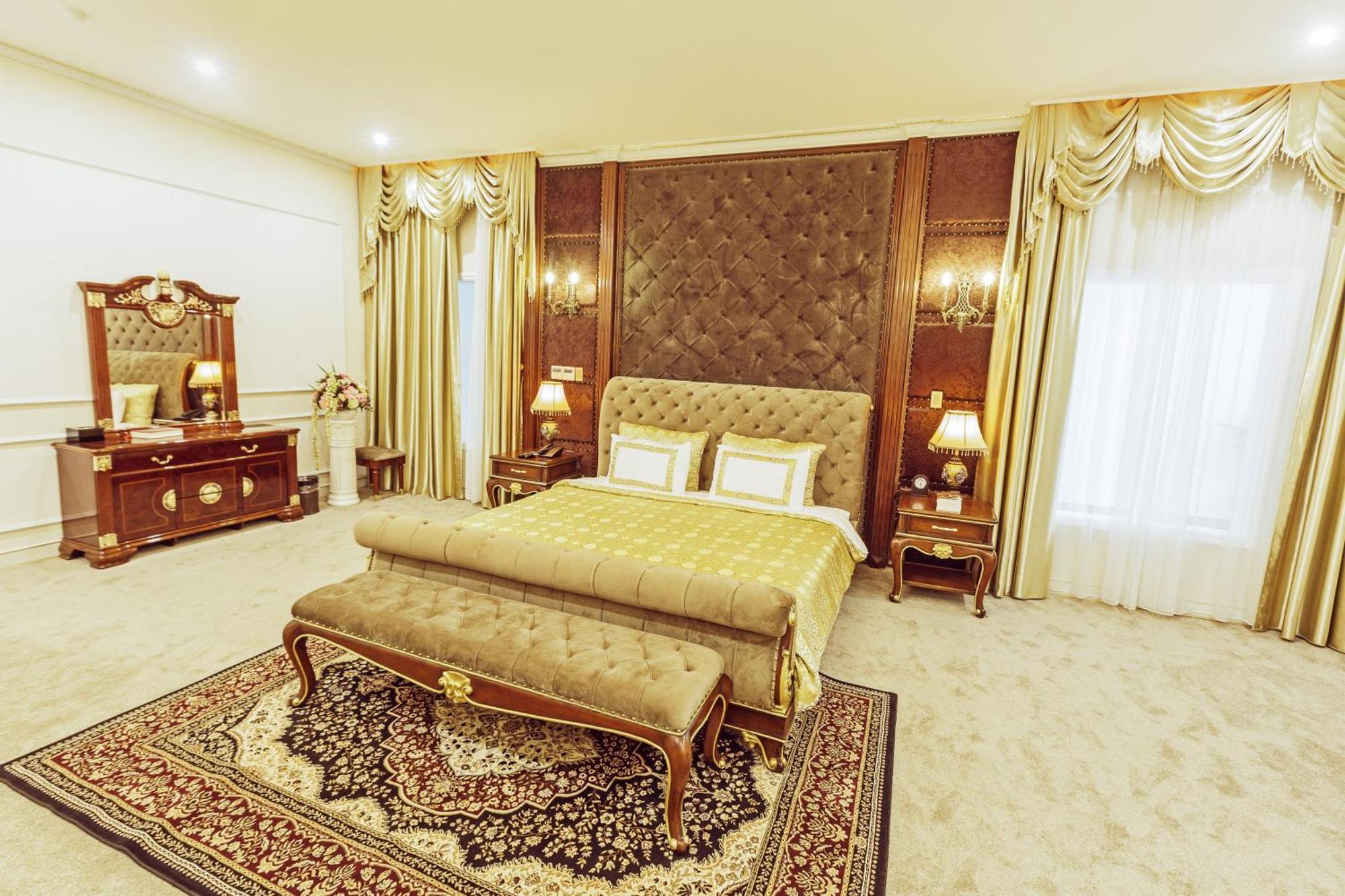 Phòng Có Giường Cỡ Queen Và Bồn Tắm Spa