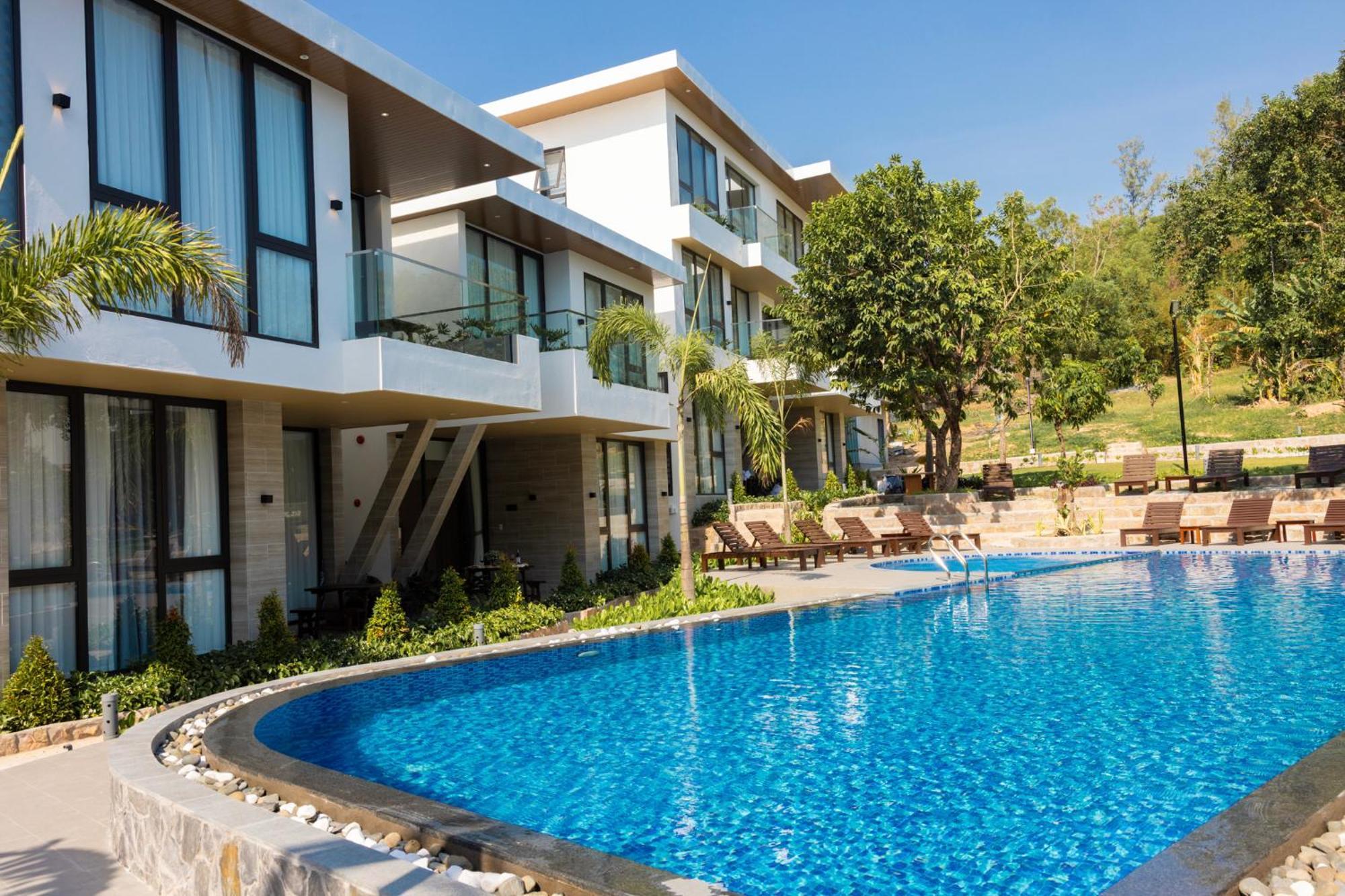 Suite Gia Đình Có Ban Công