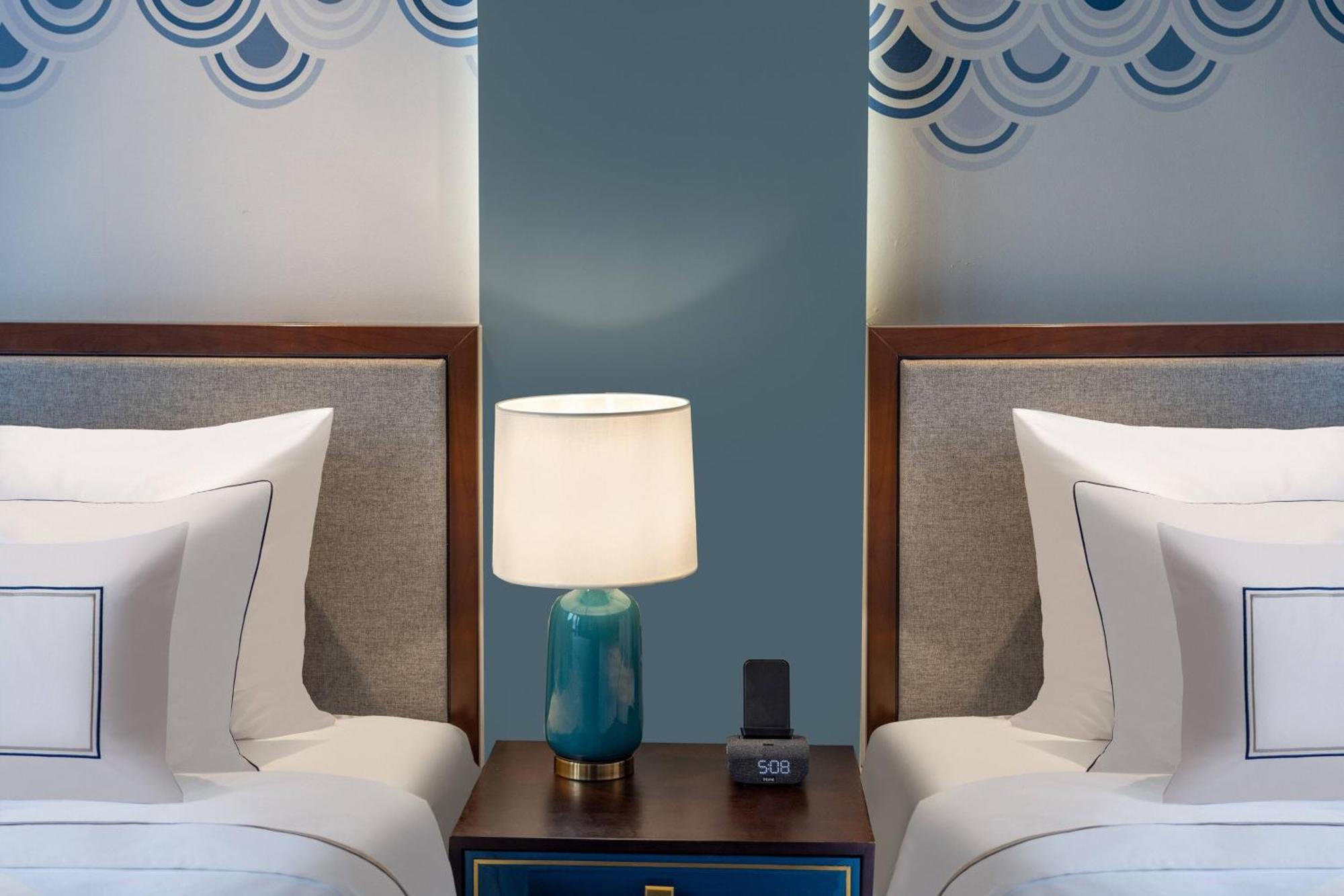 The Level Deluxe Room - Executive Lounge Access