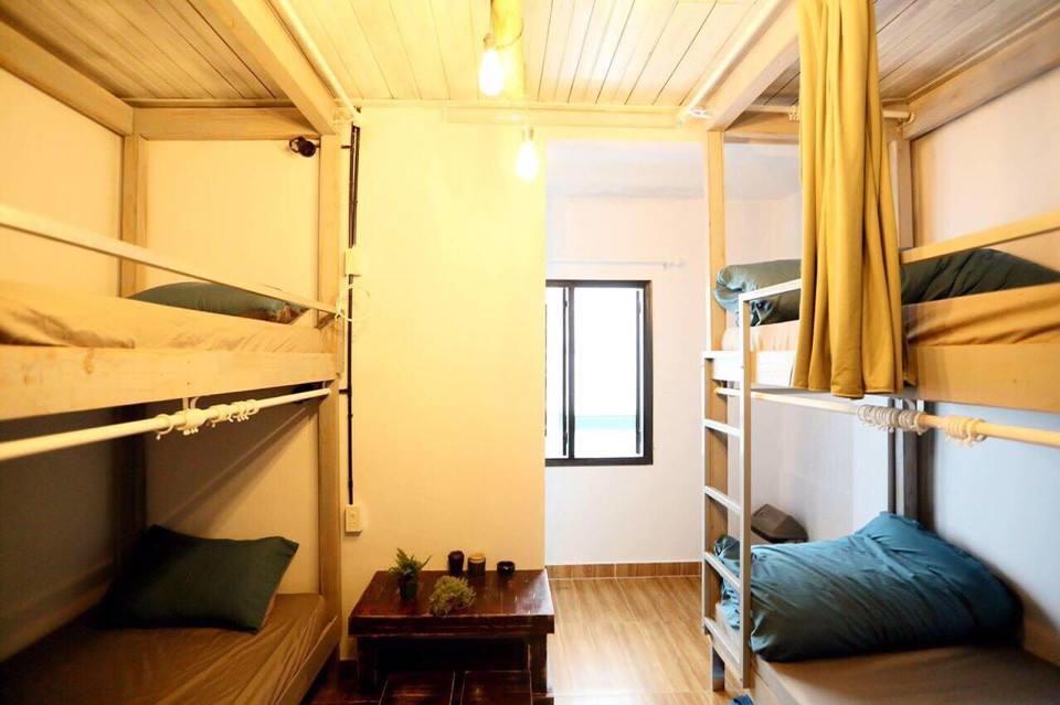 Giường Trong Phòng Ngủ Tập Thể 8 Giường