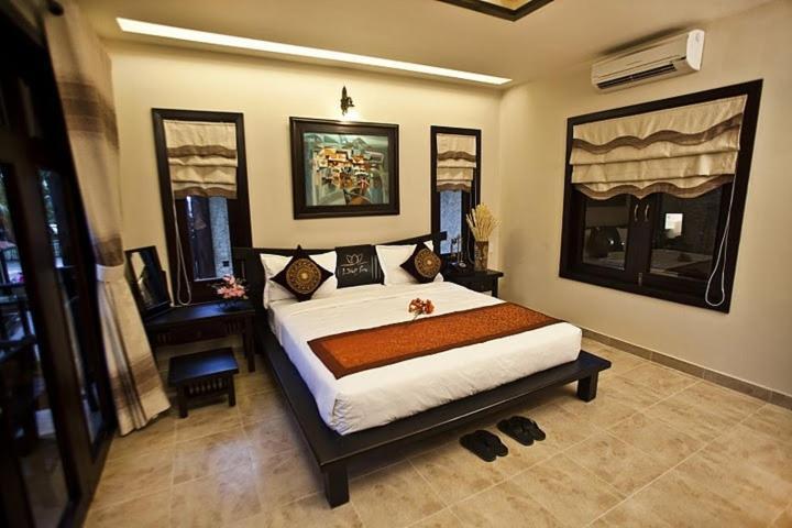 Phòng Tiêu Chuẩn Nhìn Ra Hồ Bơi - Phía Đồi
