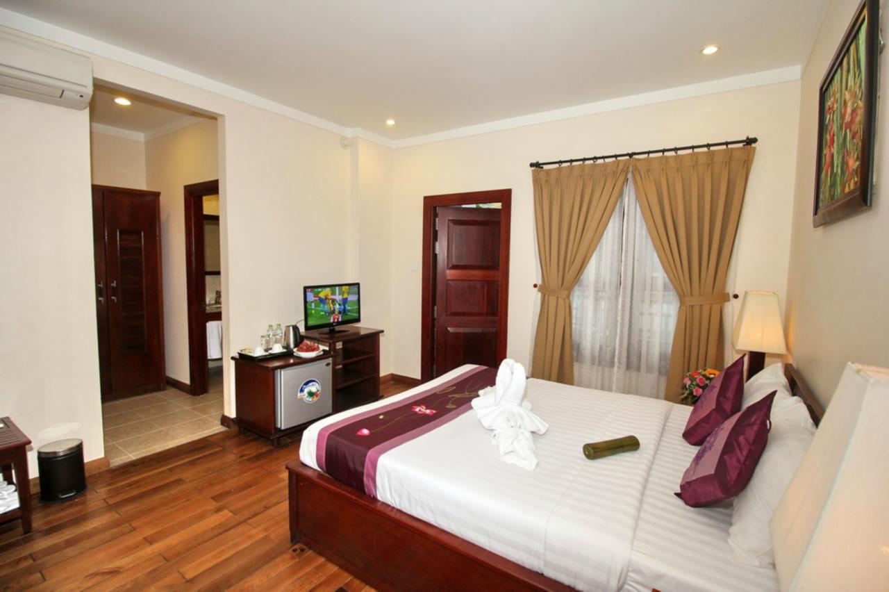 Phòng Deluxe Giường Đôi Nhìn Ra Biển