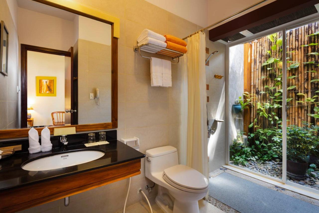 Bungalow Deluxe Nhìn Ra Khu Vườn