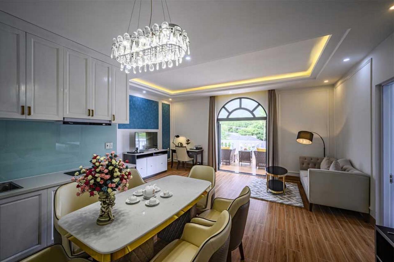 Studio Nhìn Ra Biển