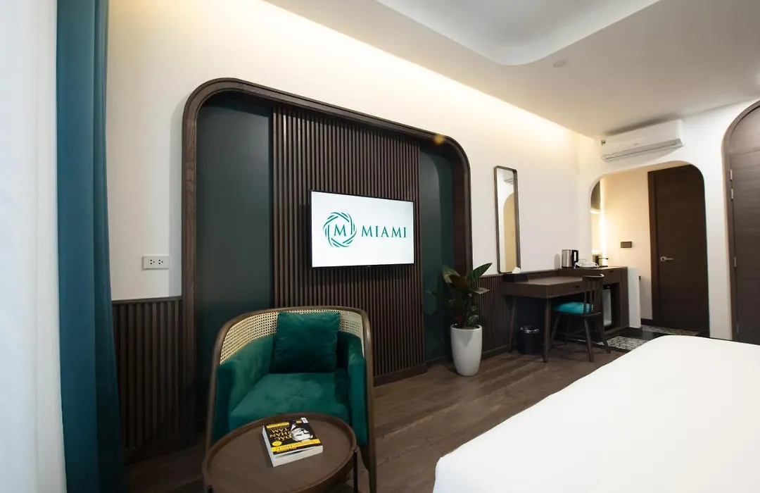 Khách sạn gần biển Miami Tuy Hoà Phú Yên-1