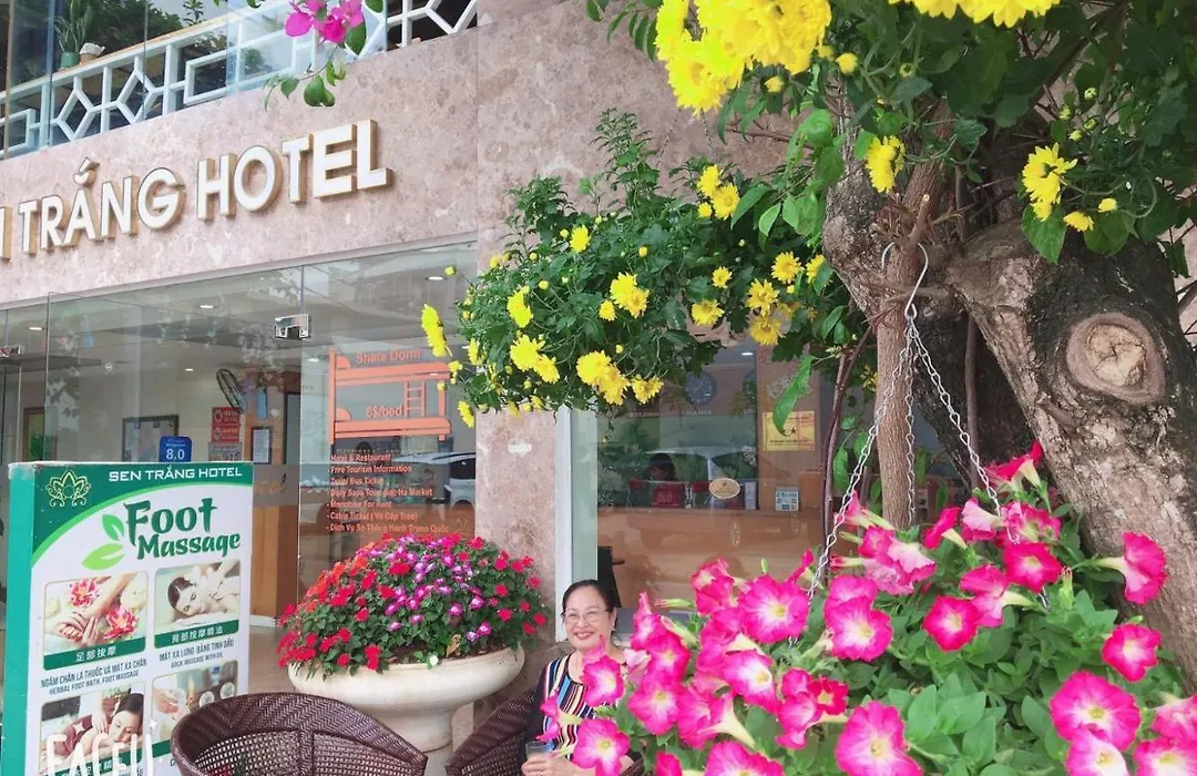 Sen Trang Hotel-1