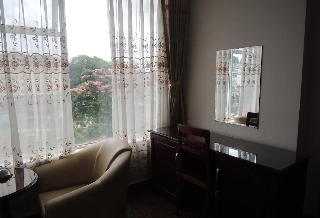 Hoang Viet 2 Hotel-1