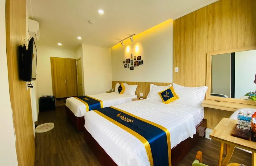 Vision Hotel-1