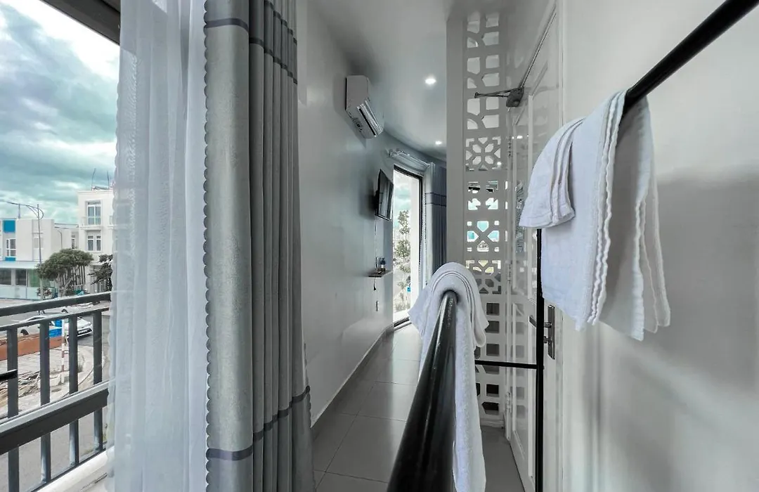 New Hotel-1
