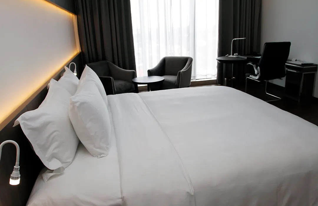 The Mira Central Park Hotel-1