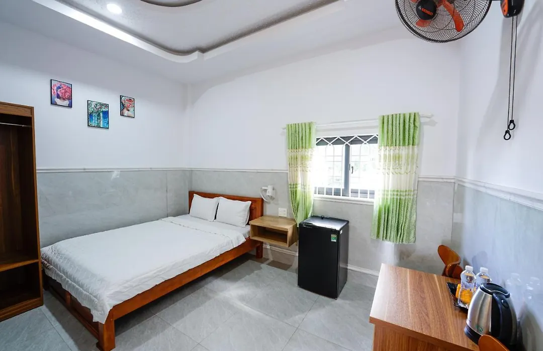 Thanh Ngoc Motel 2-1