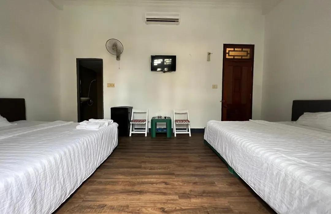 Bob Hotel-1
