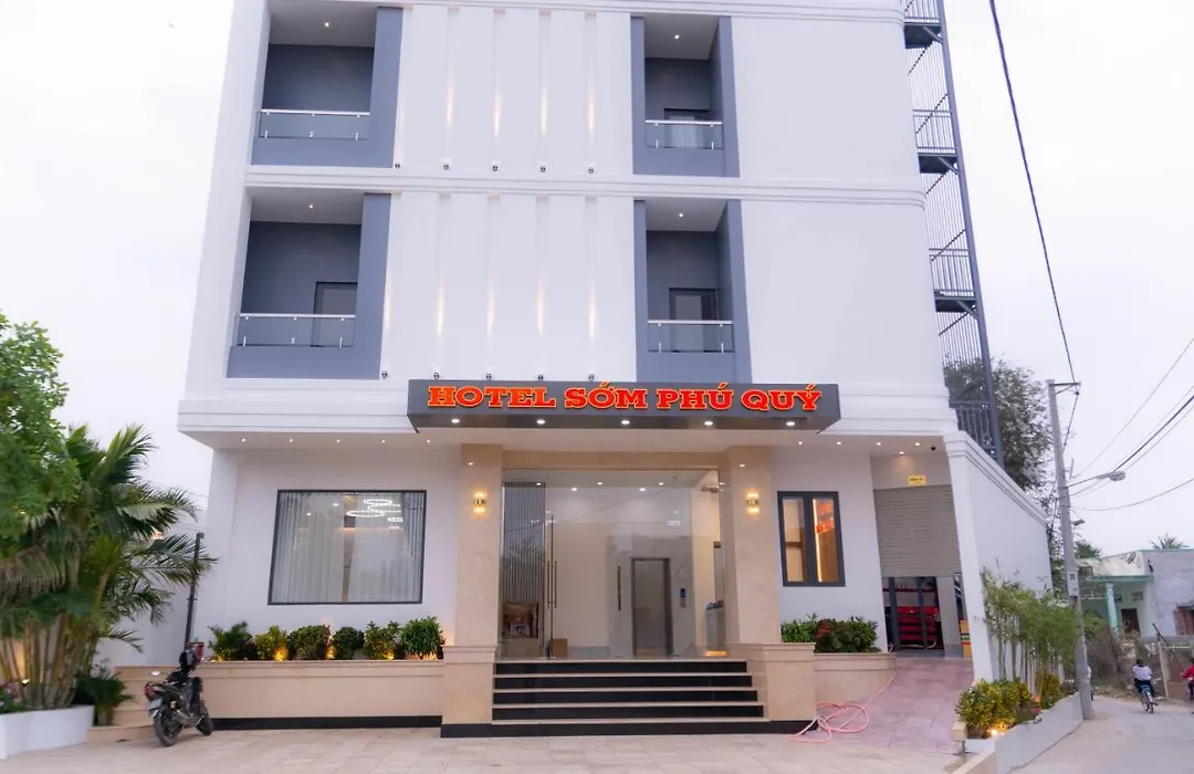 Khách sạn Sớm Phú Quý - Ninh Thuận-1