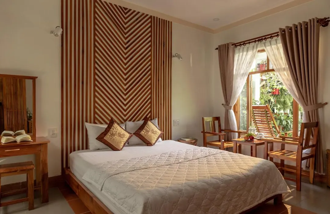 Little Garden Bungalow-1