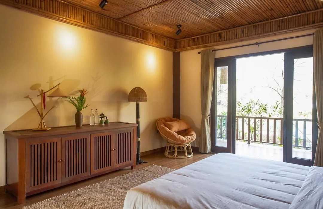 Hồ Đá Cổ Thiên Long Resort-1