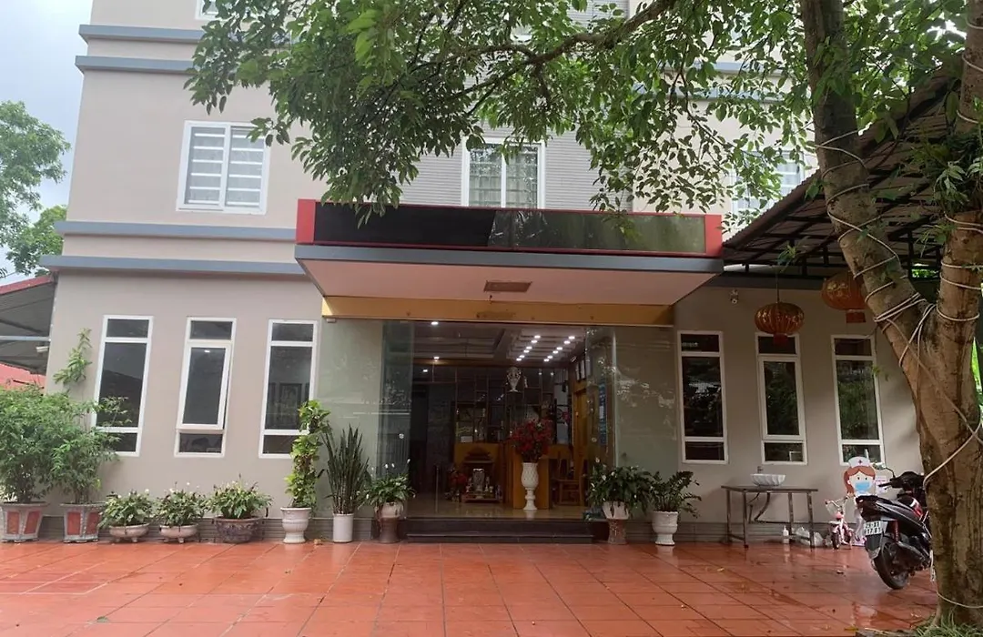 Khách Sạn Phương Thuý-1