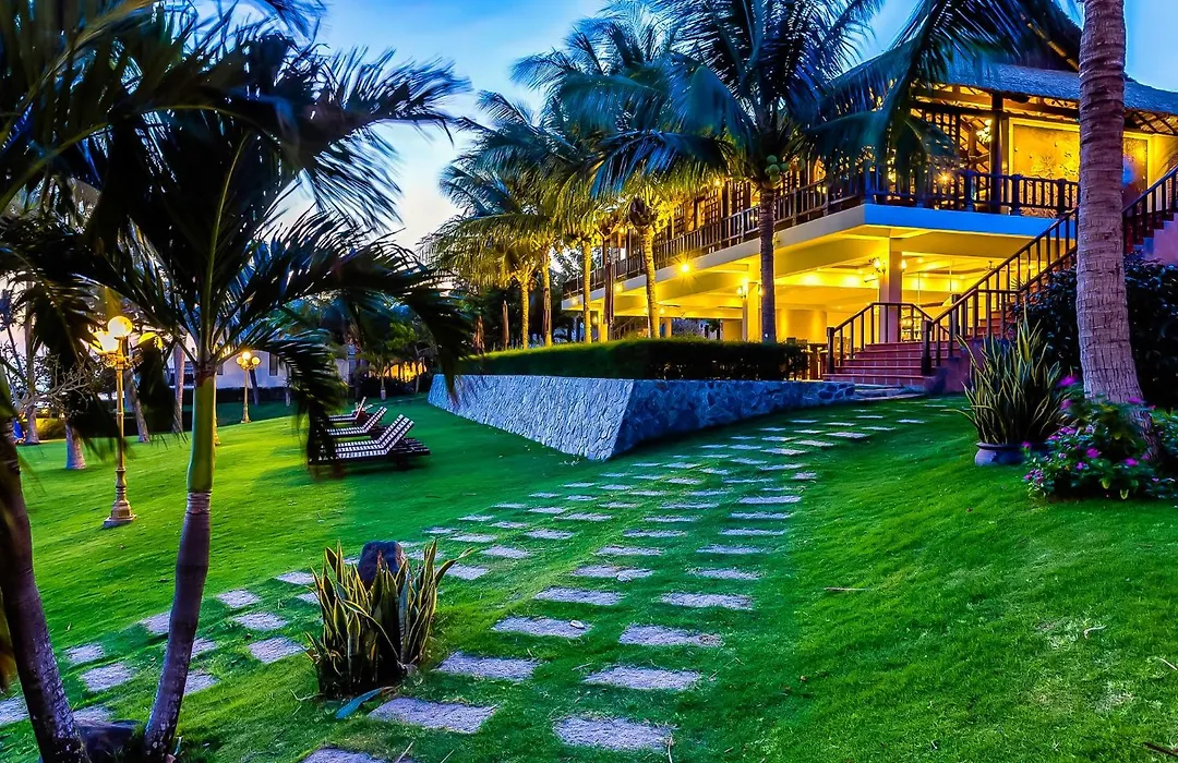 Lotus Muine Resort & Spa-1
