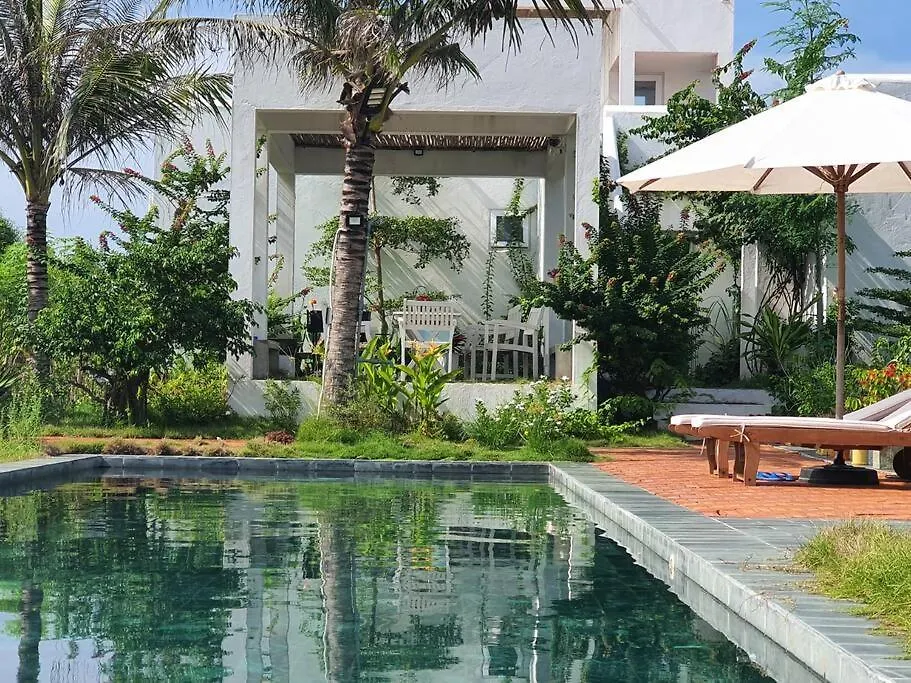 Beachfront Villa, 4 Bedrooms, Private Pool-1