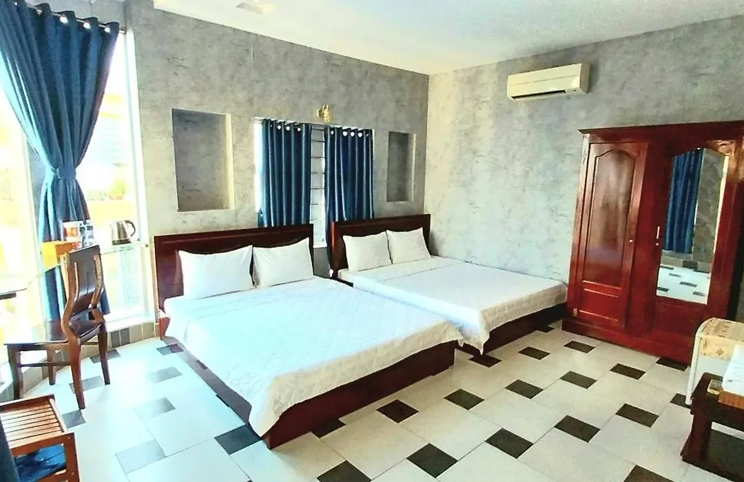 MES HOTEL - Ngay Bến Ninh Kiều-1