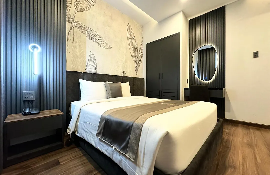 Lion 10 Hotel-1