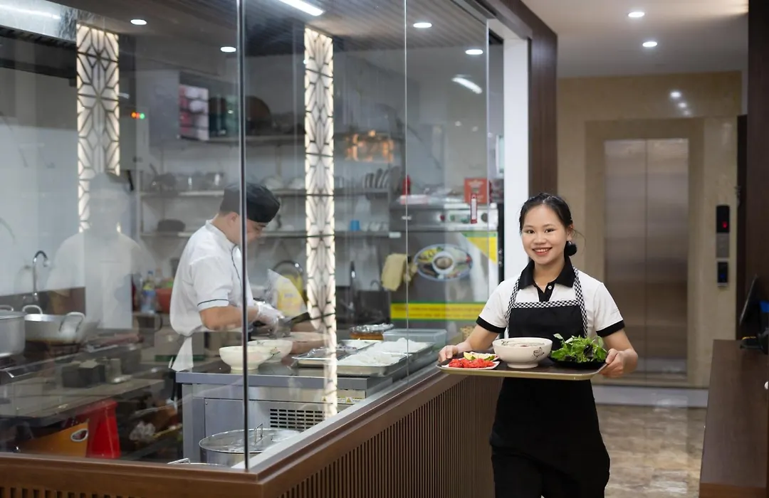 Khách sạn Hoàng Yến-1