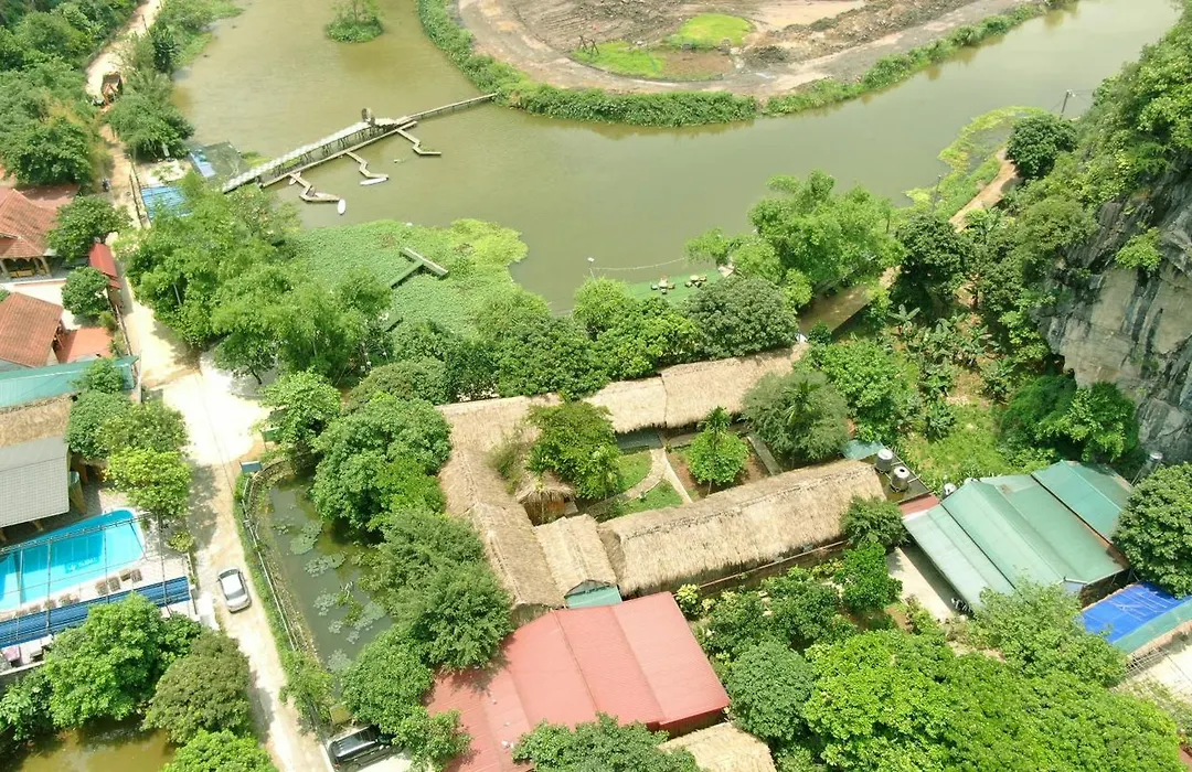 Quoc Khanh Bamboo Homestay-1