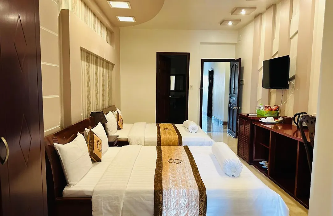 Phuc Hung Hotel-1