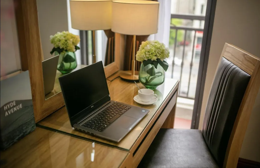 Lam Anh Hotel 5 Him Lam Vạn Phúc-1