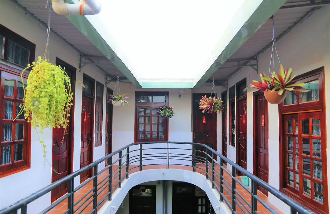 Minh Hung Hotel-1