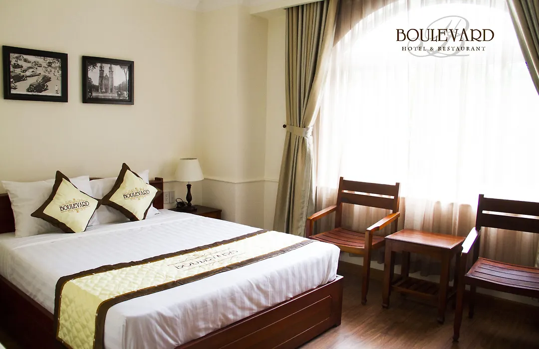 Boulevard Hotel-1
