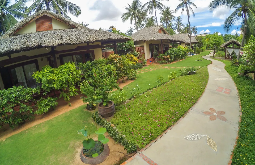 Bao Quynh Bungalow-1