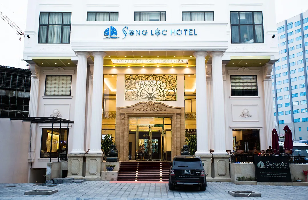 Song Loc Luxury Hotel-1