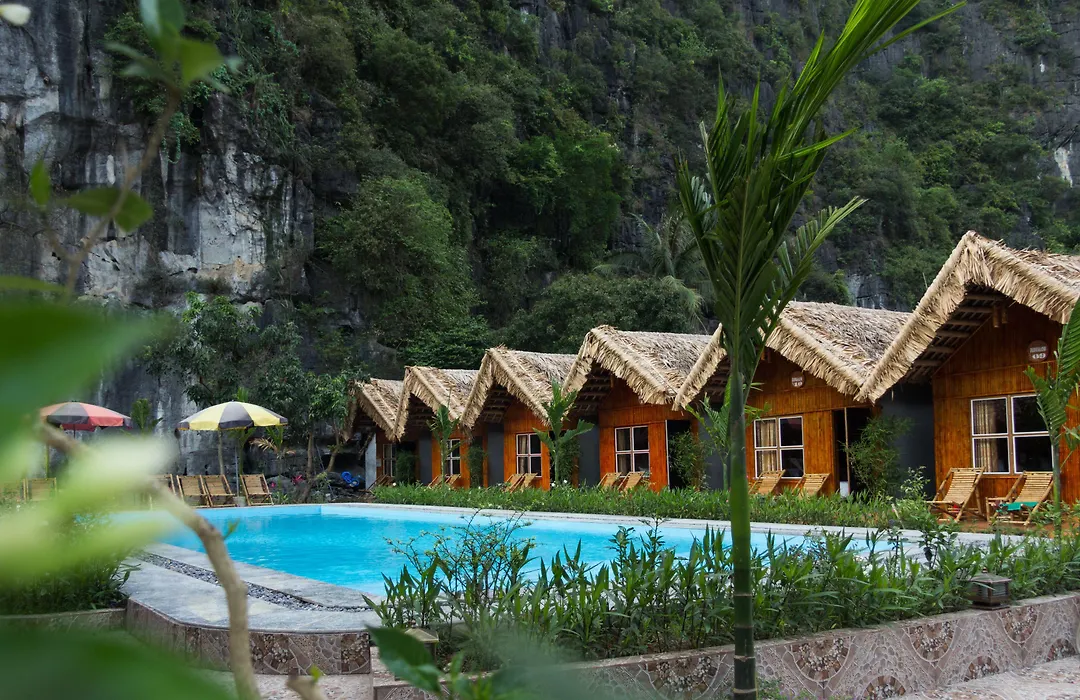 Tam Coc Valley Bungalow-1