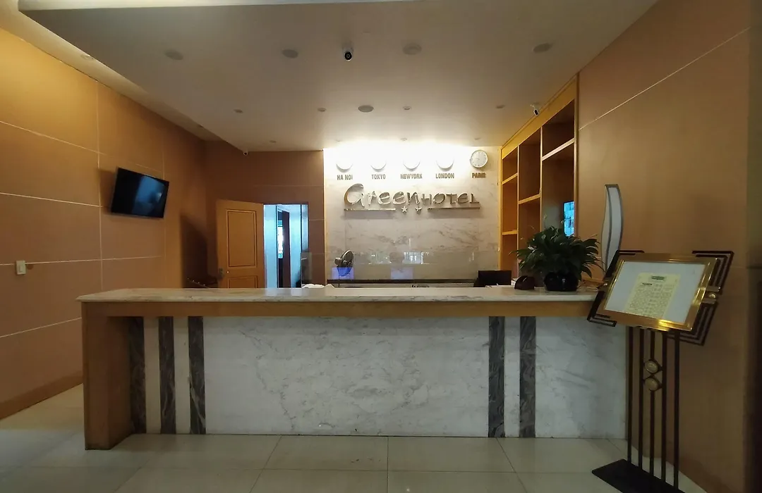 Green Hotel-1