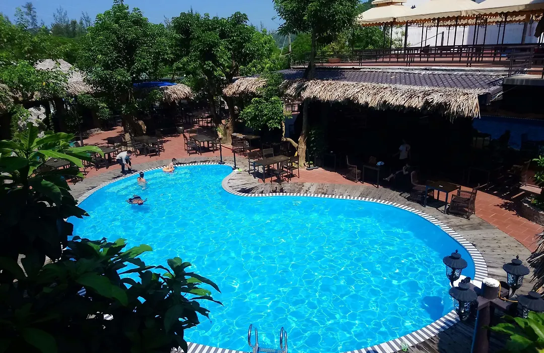 Catba Oasis Bungalows-1