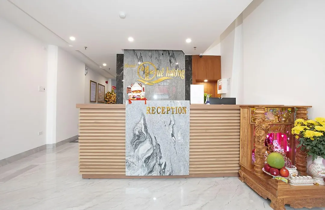 Que Huong Hotel-1